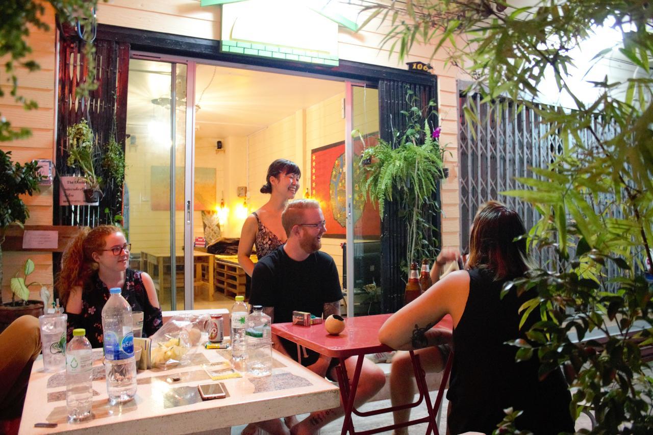 The Oasis Hostel Chinatown (Adults Only) Bangkok Zimmer foto